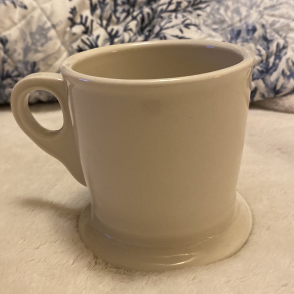 Black and white decorative mug with the capital letter N stamped on the bottom - Picture 5 of 12